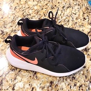 Nike youth shoes